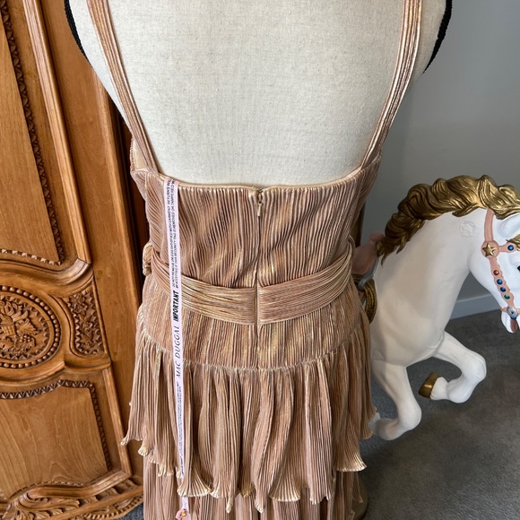 NWT Mac Duggal [6] 27062 Tea-Length Maxi Gold Ruffle Tiered Dress Metallic - Picture 8 of 11